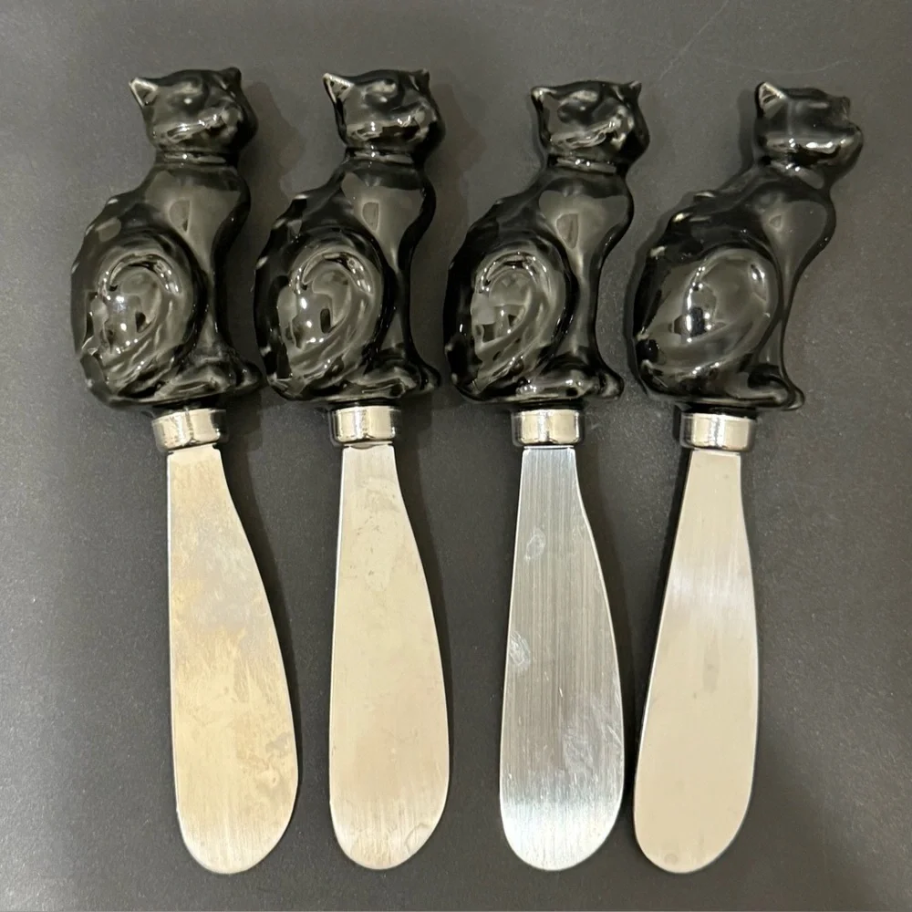 Set of 4 Porcelain Ceramic Black Cat Spreader
